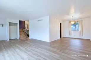 5S661 Buttonwood Ct, Naperville, IL 60540 - Photo 3