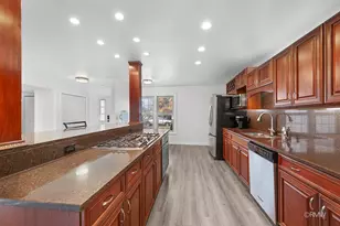 23 Hesterman Dr, Glendale Heights, IL 60139 - Photo 3