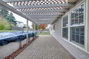 23 Hesterman Dr, Glendale Heights, IL 60139 - Photo 25