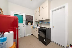 11400 S Champlain Ave, Chicago, IL 60628 - Photo 35