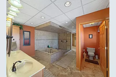 222 W Exchange Street, Freeport, IL 61032 - Photo 21