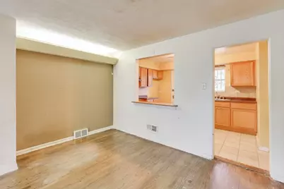 8613 S Ingleside Avenue, Chicago, IL 60619 - Photo 7