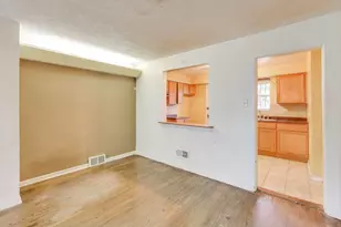 8613 S Ingleside Ave, Chicago, IL 60619 - Photo 7