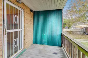 8613 S Ingleside Ave, Chicago, IL 60619 - Photo 23