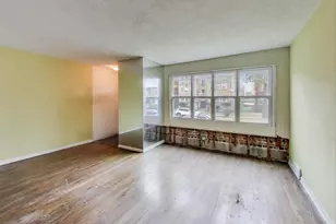 8613 S Ingleside Ave, Chicago, IL 60619 - Photo 5