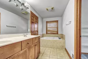 1S174 Addison Ave, Lombard, IL 60148 - Photo 21