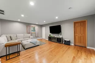 6017 Birmingham St, Chicago Ridge, IL 60415 - Photo 11