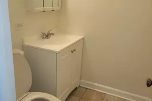 1039 College Ave, Wheaton, IL 60187 - Photo 11