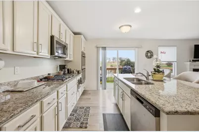 2122 Whitekirk Lane, Yorkville, IL 60560 - Photo 3