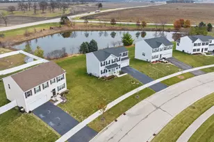 2122 Whitekirk Ln, Yorkville, IL 60560 - Photo 3