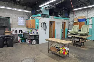 6247 N Clark St, Chicago, IL 60660 - Photo 11