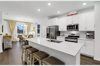 1200 Lakepointe Drive, Schaumburg, IL 60173 - Photo 3