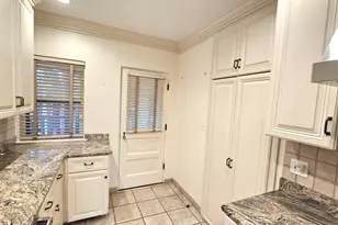 410 N Raynor Ave, Joliet, IL 60435 - Photo 55