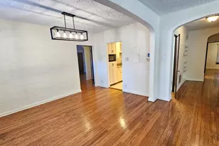 410 N Raynor Ave, Joliet, IL 60435 - Photo 5