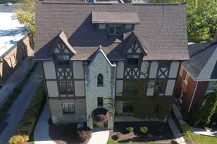 410 N Raynor Ave, Joliet, IL 60435 - Photo 7