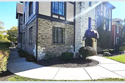 410 N Raynor Avenue #1W, Joliet, IL 60435 - Photo 3