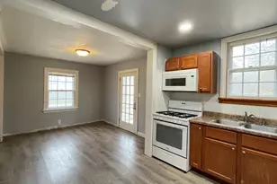 [Address not provided], Waukegan, IL 60085 - Photo 7