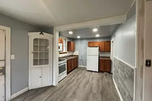 [Address not provided], Waukegan, IL 60085 - Photo 5