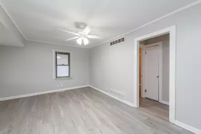 510 Forest Glen Drive, Round Lake Park, IL 60073 - Photo 5