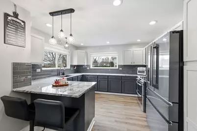 2007 Windcrest Lane, Joliet, IL 60431 - Photo 5