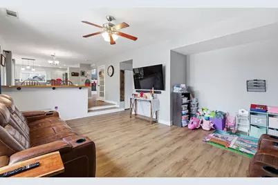 2007 Windcrest Lane, Joliet, IL 60431 - Photo 11