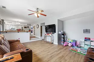 2007 Windcrest Ln, Joliet, IL 60431 - Photo 11