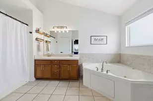 2007 Windcrest Ln, Joliet, IL 60431 - Photo 15