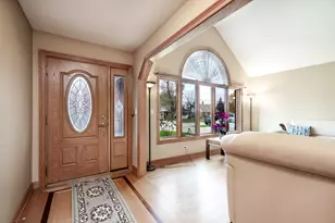 8106 Nashville Ave, Burbank, IL 60459 - Photo 5