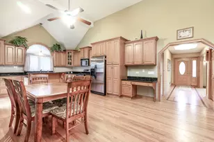 8106 Nashville Ave, Burbank, IL 60459 - Photo 11