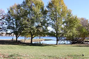 18653 W Willow Pt Dr, Grayslake, IL 60030 - Photo 43