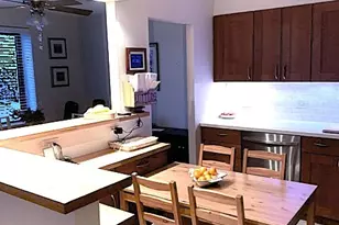 9078 W Heathwood Dr, Niles, IL 60714 - Photo 9