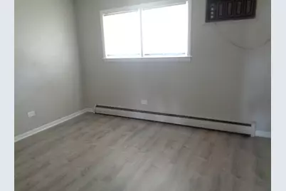 1340 N Main Street #A12, Wheaton, IL 60187 - Photo 7