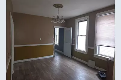 9651 S Avenue N, Chicago, IL 60617 - Photo 3