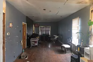 221 W 112th Pl, Chicago, IL 60628 - Photo 3