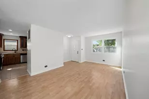 1515 Highland Ave, Glendale Heights, IL 60139 - Photo 5