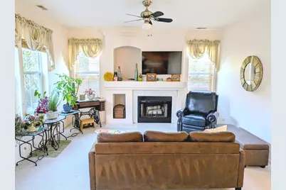 2927 Falling Waters Lane, Lindenhurst, IL 60046 - Photo 11