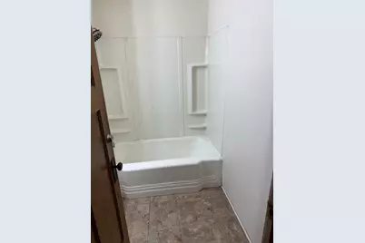 2120 S 6th Street, Rockford, IL 61104 - Photo 9