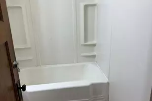 2120 S 6th St, Rockford, IL 61104 - Photo 9