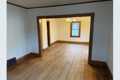 2120 S 6th Street, Rockford, IL 61104 - Photo 5