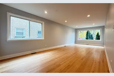 1345 N Latrobe Avenue, Chicago, IL 60651 - Photo 9