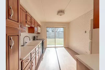 5818 Wolf Road #1A, Western Springs, IL 60558 - Photo 5