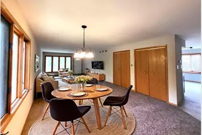 318 Campbell Avenue, Calumet City, IL 60409 - Photo 5