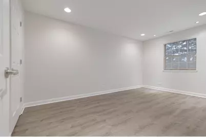 537 E Shagbark Lane #F, Streamwood, IL 60107 - Photo 9