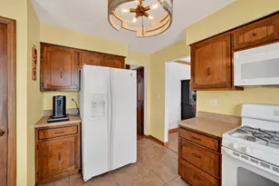 9623 S Carls Dr, Plainfield, IL 60585 - Photo 17