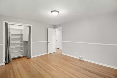 [Address not provided], Wilmette, IL 60091 - Photo 25