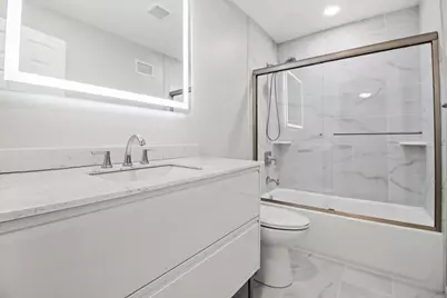 [Address not provided], Wilmette, IL 60091 - Photo 27