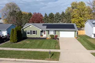 93 W Benson Ave, Cortland, IL 60112 - Photo 31