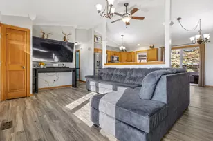 93 W Benson Ave, Cortland, IL 60112 - Photo 3