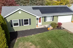 93 W Benson Ave, Cortland, IL 60112 - Photo 27