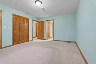 703 Kingwood Dr, El Paso, IL 61738 - Photo 9